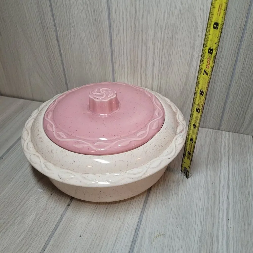 Vtg USA Pottery Pink Covered Casserole Serving Dish Farmhouse Country Coquette